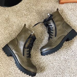 olive green combat boots